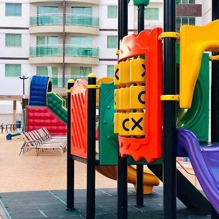 Riviera Park Hotel - Flat Inteiro Particular Caldas Novas Bagian luar foto