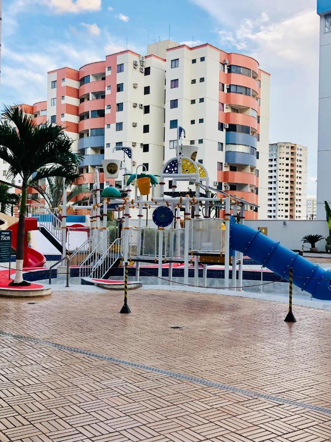 Riviera Park Hotel - Flat Inteiro Particular Caldas Novas Bagian luar foto