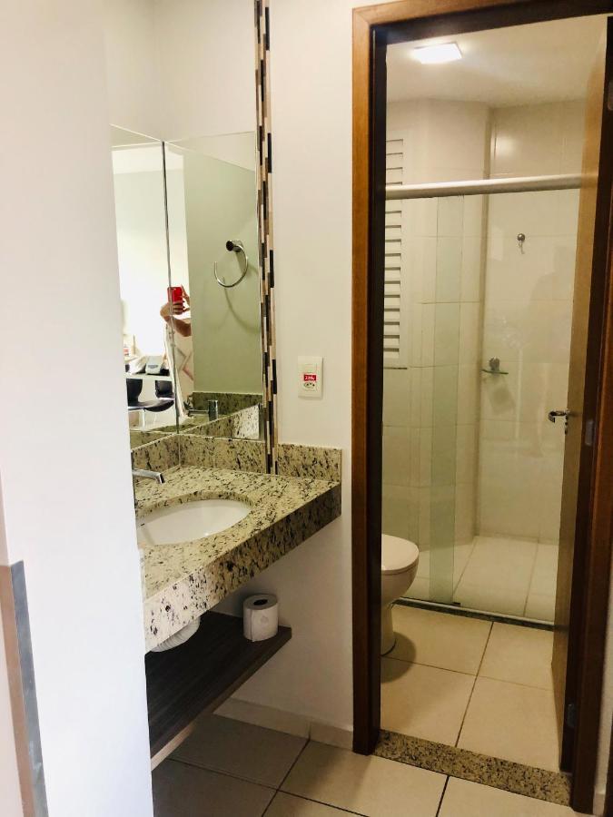 Riviera Park Hotel - Flat Inteiro Particular Caldas Novas Bagian luar foto
